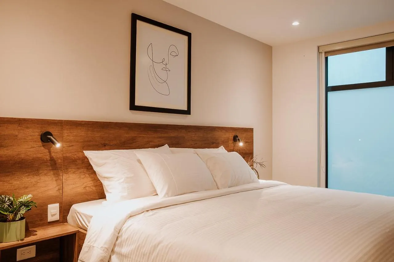Villaz Luxury Vacation Homes 메딜린 아파트호텔