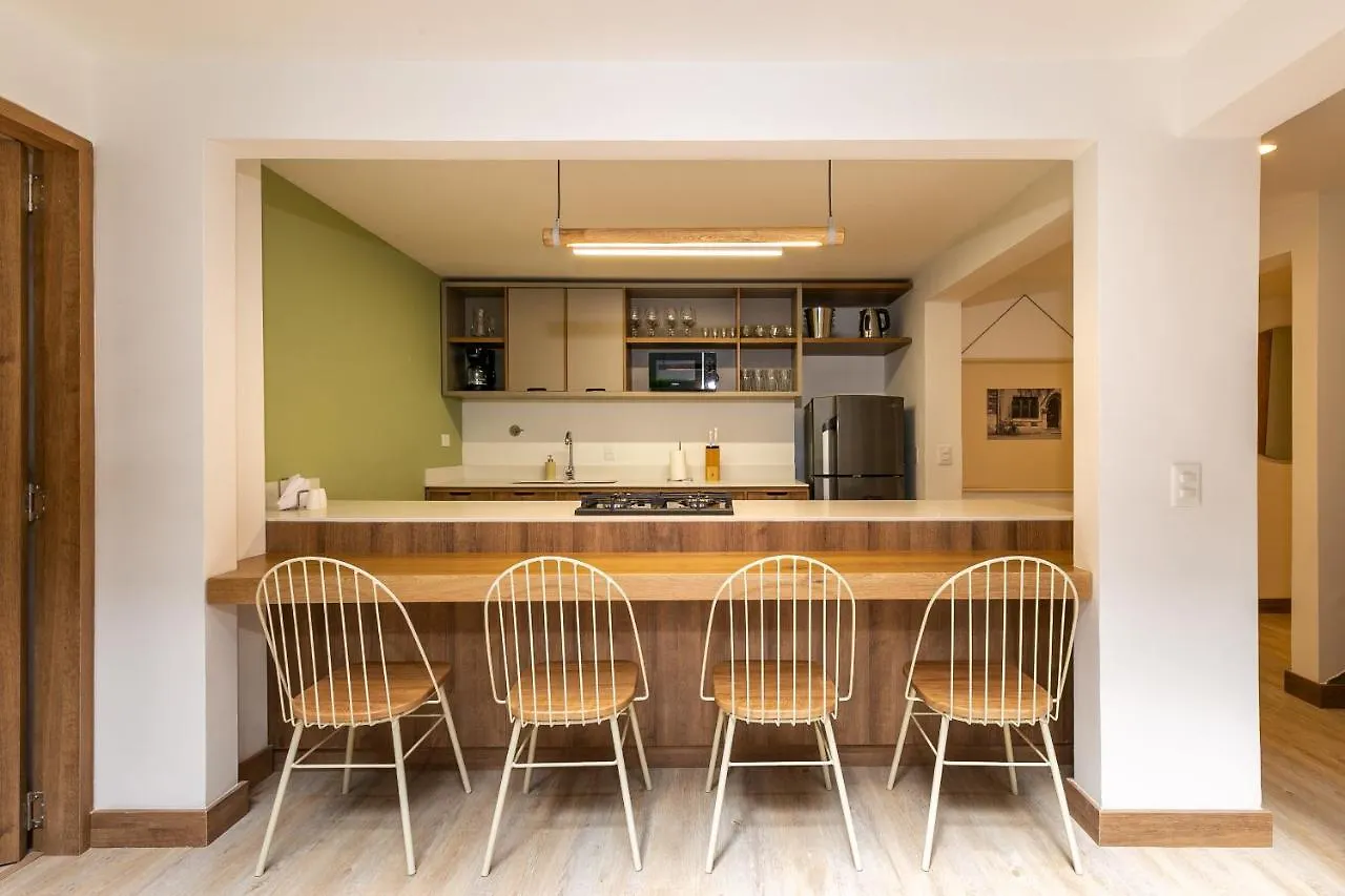 아파트호텔 Villaz Luxury Vacation Homes 메딜린