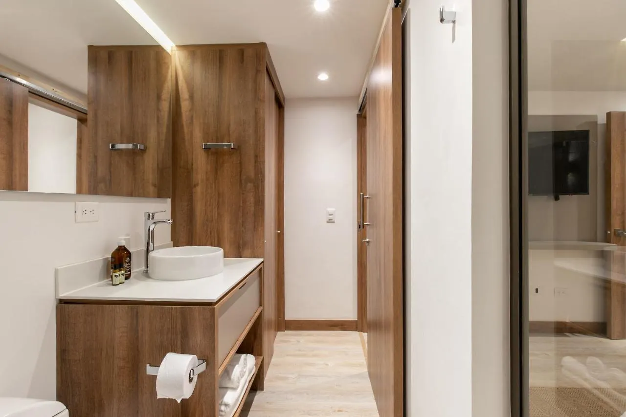 Villaz Luxury Vacation Homes Medellín Apartahotel